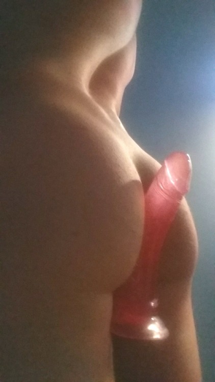goldy-cockz:Some absolute sweetheart got me a toy off my wishlist! Thank you so much! I love it and 