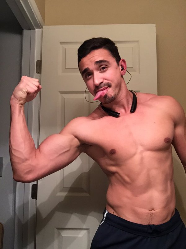 betosbizcochos:  Randy DixonBeto’s Corner https://betosbizcochos.tumblr.com/