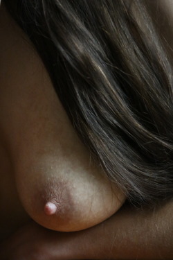 Close-Up Nipple Withâ Io-Illy