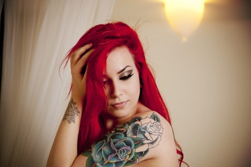 hellyesdianevulpine:  hellyesdianevulpine:  Model: Diane Vulpine Facebook Instagram Ph: Gianmaria Fabris  Throwbackbackback :)