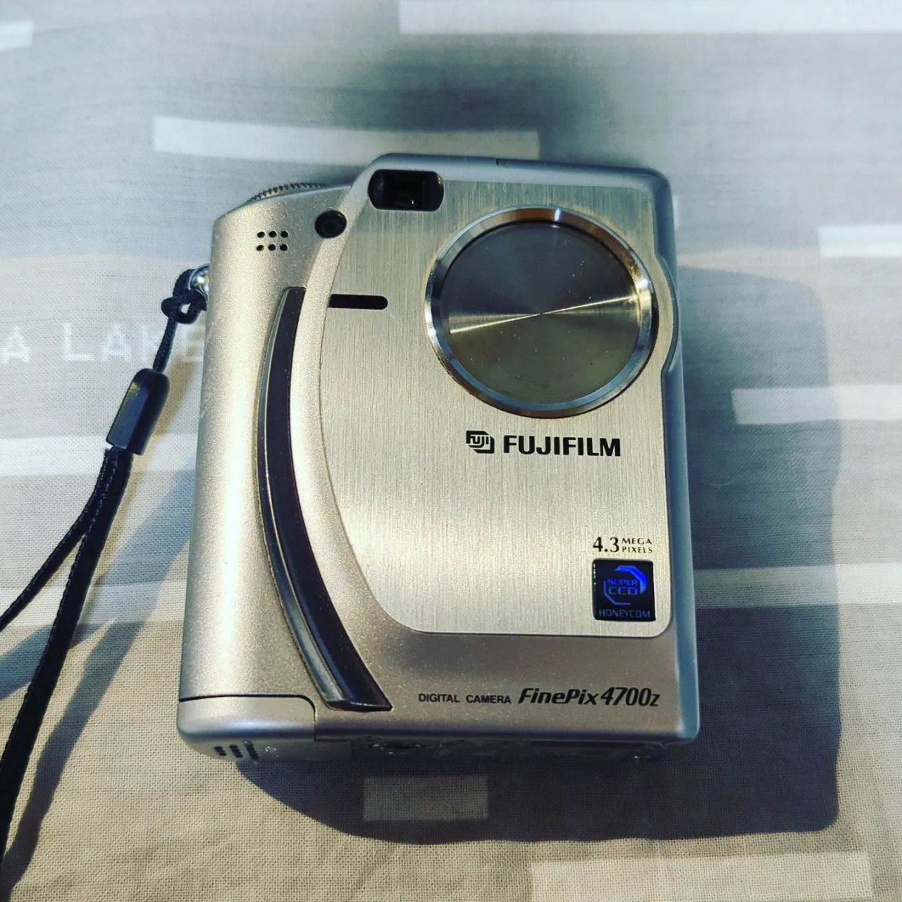 FUJIFILM FinePix 4700z
#自宅出土シリーズ