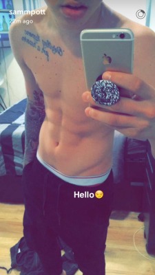 male-celebs-naked:  Sam Pottorff via Snapchat