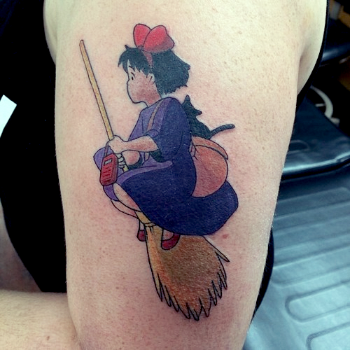 fuckyeahtattoos:  Taken right after it was finished! Done at Hardcore Tattoo in London,