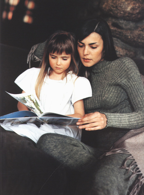 Adriana Giotta reading with Céline. &quot;Baby, It&rsquo;s Cold Outside.&ldquo; Red UK, December 199