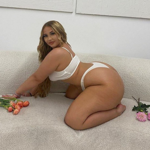 Sage Dovina - That Whooty, That Thickness😵‍💫
