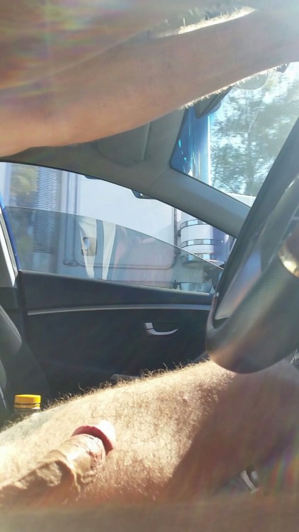 rustycruiser:  Trucker wanking