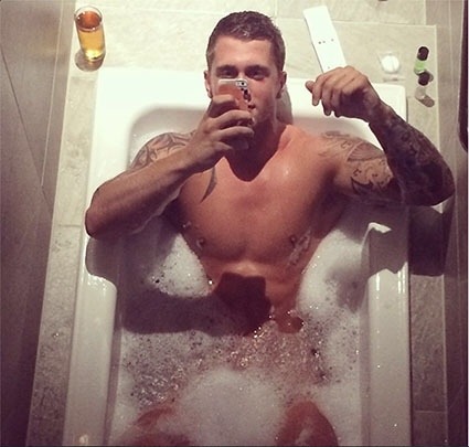 clark82:  Dan Osbourne