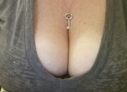 bananapepper33:  Saturday sneak  Dam hot