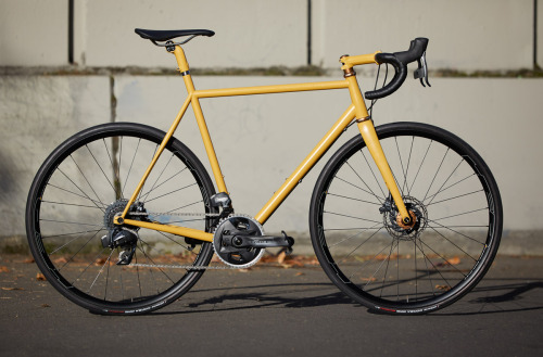 strange-measure: Speedvagen to make only 8 mega-limited Bourbon King Disc OG road bikes