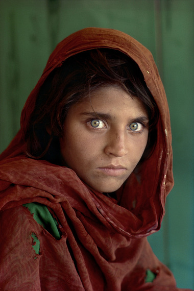 Porn photo foxpapa:  (Sharbat Gula, ragazza afgana al