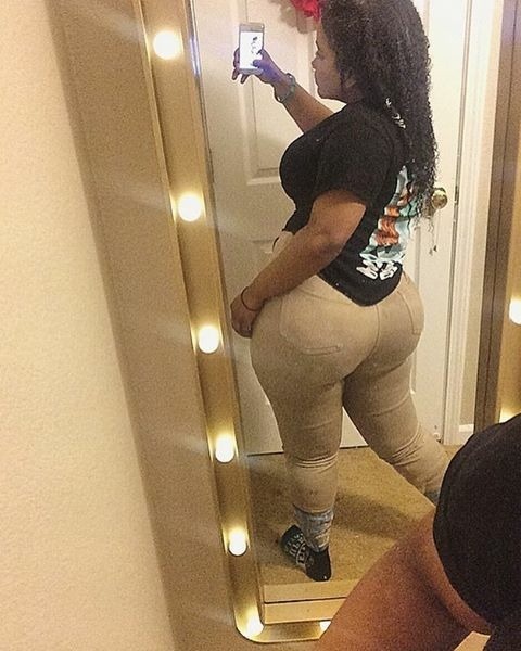 bruh-in-law:  Raychiel  Fat ass booty