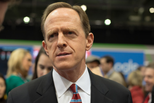 supercooper2012: politicaldilfs:Pat Toomey. Bet he’d look great naked. I’ve always had a