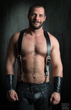 davebear9a:Leather suspenders