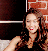 Lindsey Morgan Gifs