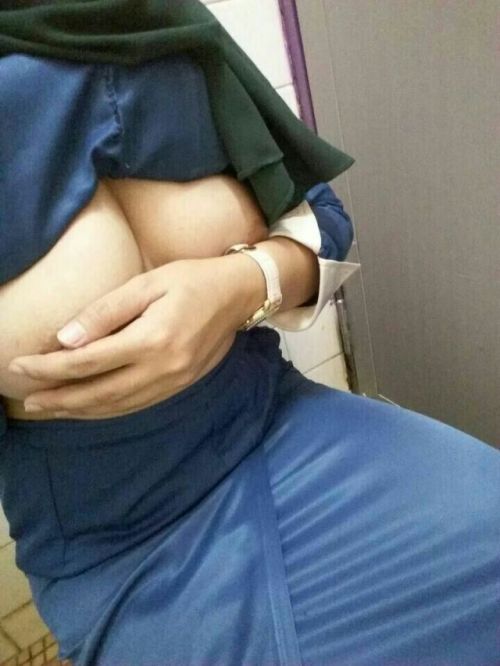 lemangtokki:  Nor Syafiqah adult photos