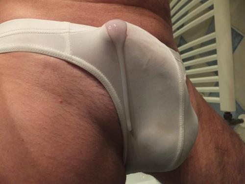 tightand-wet:Send me YOUR sleazy underwear, sports gear, cycle gear, and swimwear bulge, sex and hard-on pics to uk.greytop@gmail.com