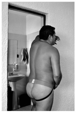 josesitonavarro:  #suspensorio #ass #photo