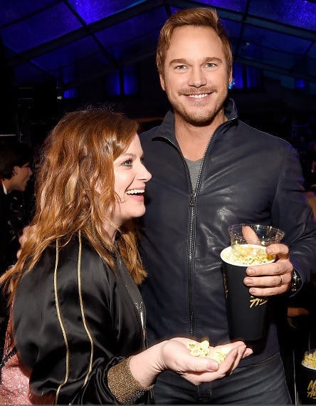 chrisprattdelicious:   Amy Poehler and Chris Pratt attend the 2016 MTV Movie Awards at Warner Bros. 