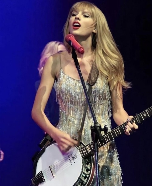 It Seriously Took Me A Second To Realize This Picture Is Not From The Eras Tour