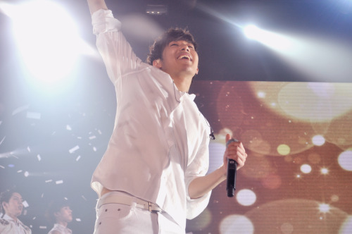  131201 OGS in Paris ©gyu_laitue   Happy Leader Gyu.   