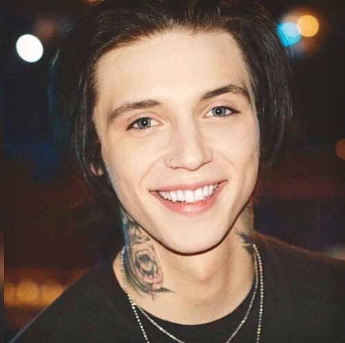 sarabiersackbaby:  This warms my heart up :3