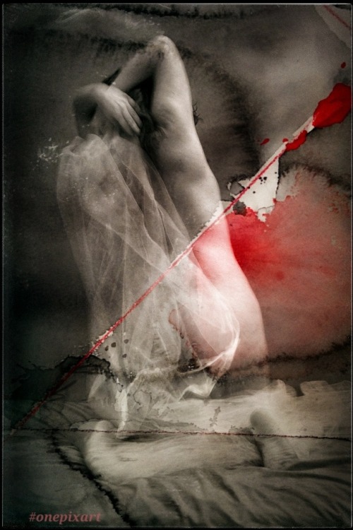 onepixart:“no title” < any suggestions?!> @onepixart watercolor, pencil and photograph 
