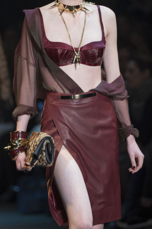 velvetrunway:  Alexandre Vauthier S.S 2014 Posted by tiled 