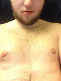 freeky-boi:Topless Tuesday!