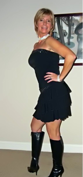 My kinda blonde!