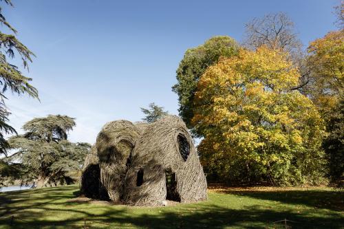 Installation by Patrick Dougherty in Chaumont-sur-Loire 