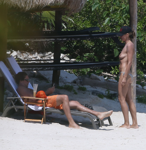 toplessbeachcelebs:  Heidi Klum (Model) topless in Mexico (April 2014) Part 2 