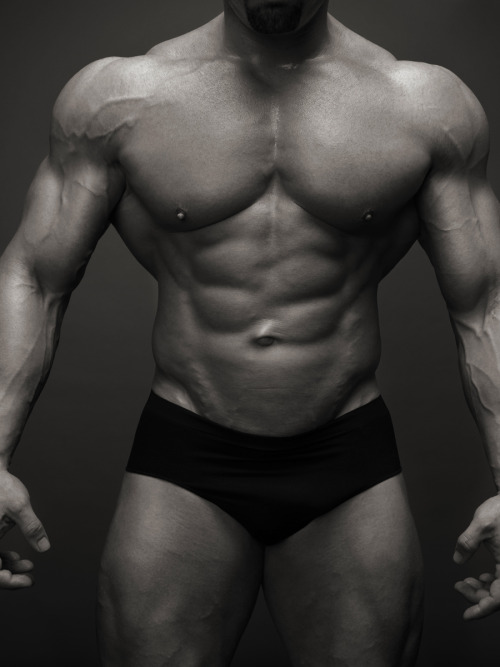 pavillondarmide:  What a waist…
