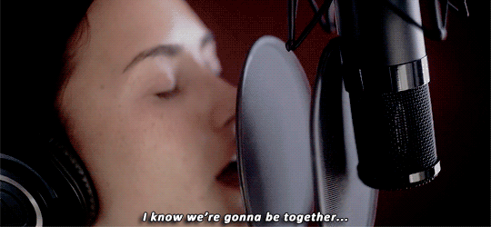 ruinthefriendship:  You know when we get close, can’t deny the tension between