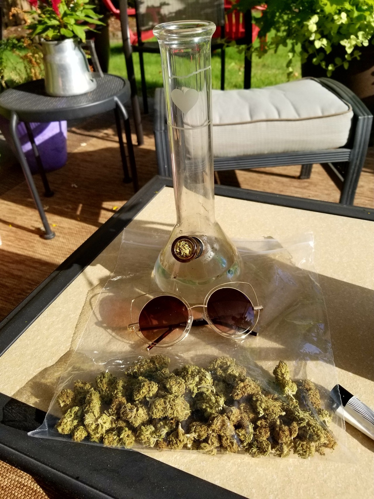 stoned-adventurer:My friend gave me a big ol bag of weed for my birthday 👌