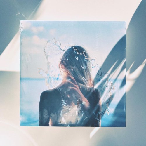 stunning photos of ‘iamamiwhoami; BLUE’ on crystal clear vinyl. its accompanying film wi