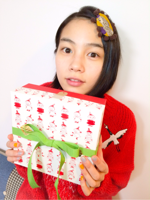 pudding09:能年玲奈オフィシャルブログ　バレンタイン！　より2015年2月14日　23：30更新