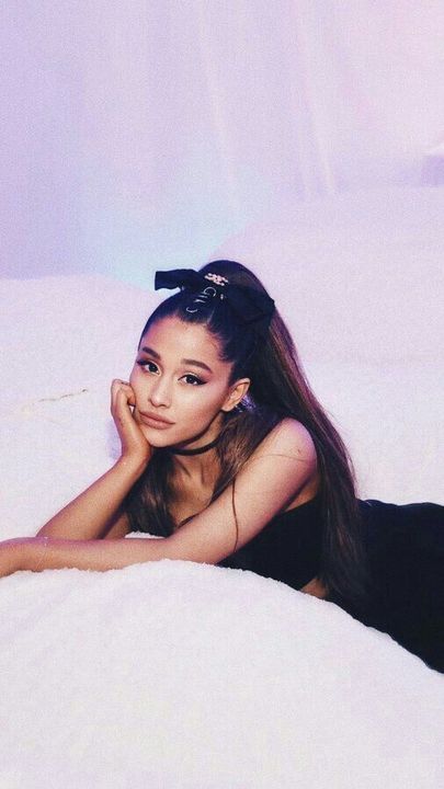 picture Tumblr Ariana Grande Lockscreens you believe god is a woman