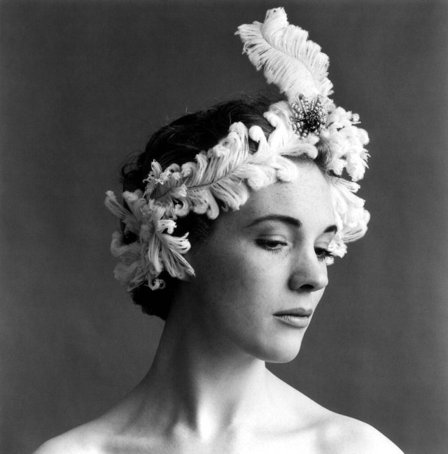 Julie Andrews photographed by Cecil Beaton, 1959