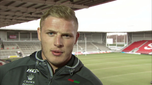 musclestud:  roscoe66:George and Thomas Burgess of the Rabbitohs  WOOF !   HOT …HOT …HOT….BRING IT!