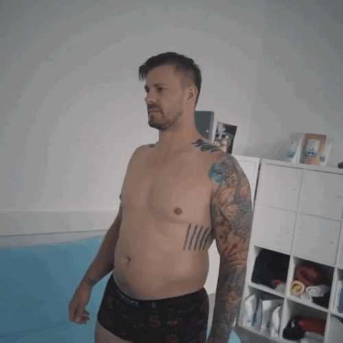 fattdudess:  Johannes Kwella & his sexy growing belly