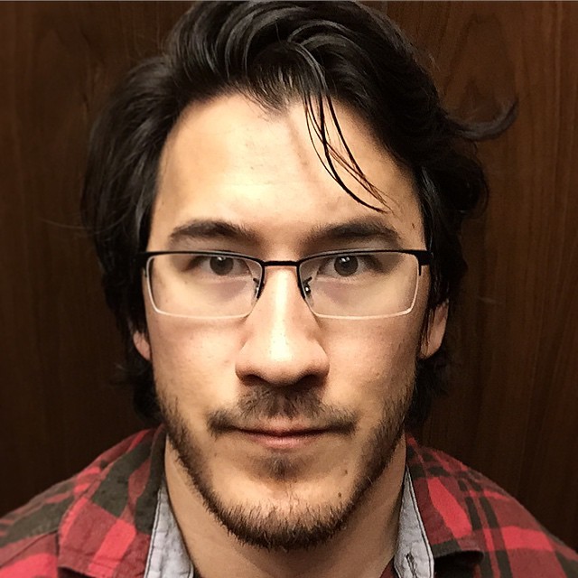 pajamiesam:umm wtf?? mark is scarily symmetrical wtf  These are weird to look at&hellip;