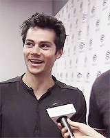 captivatedbylove2:  CAN  YOU  PLS  NOT  DO  THINGS 