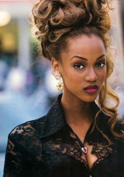 ilivelaughlovepray:  Young Tyra 