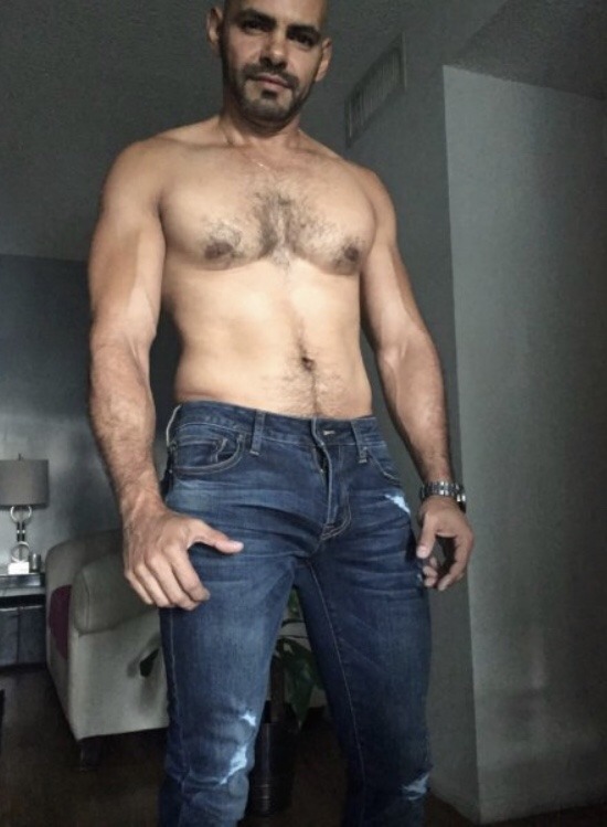 newedromero:  Papi 🍆💦👅  https://newedromero.tumblr.com