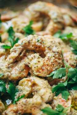 yummyinmytumbly:  Spanish Shrimp with Garlic