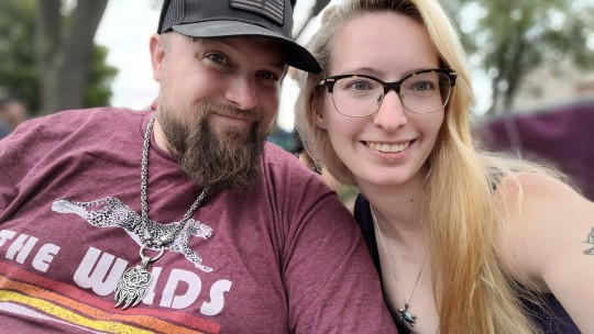 katiiie-lynn:Had ourselves a little date night last night, attended Neon Nights country fest. Got to see Aaron Tippin, Collin Raye, Sammy Cershaw, Clay Walker, and Hank Williams Jr.Last night was mostly for Adam, I knew all of maybe 4 songs played between
