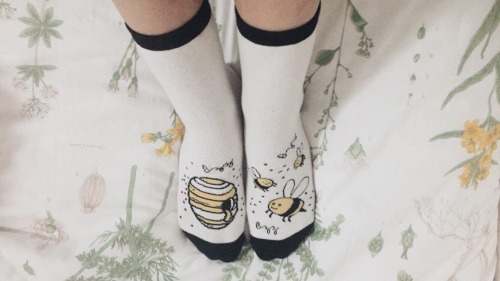 beeclub:my love akira @rougherthanconcrete gave me bee socks and they’re the cutest things ever! @me