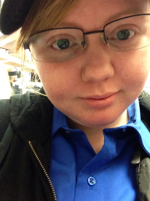 woahmegaroni: Girls. Snap chat me Woahmegaroni