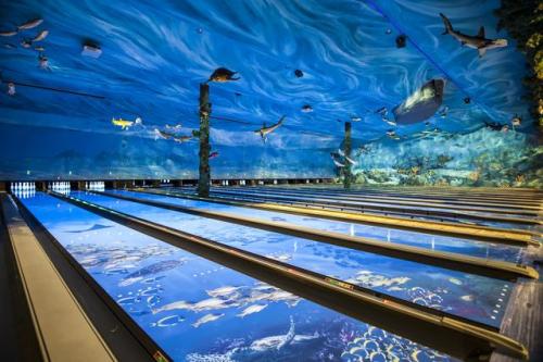 sixpenceee: Uncle Buck’s Fishbowl and Grill. It’s a unique underwater themed bowling alley & restaurant.
