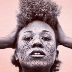 #Freckles #Major #Coverage #Pretty #Ebony #Whoa #Instaphoto